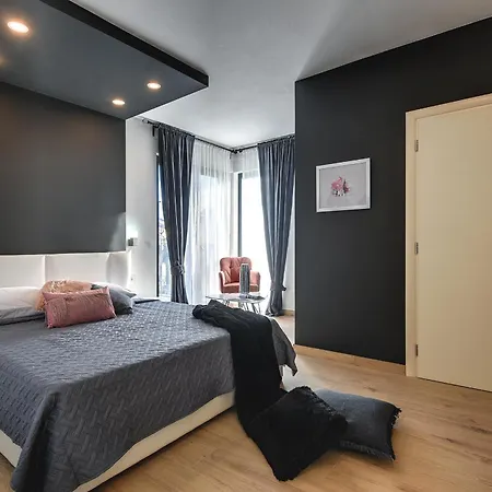 Orion - Private Heated Pool, Sauna & Jacuzzi Villa Rovinj