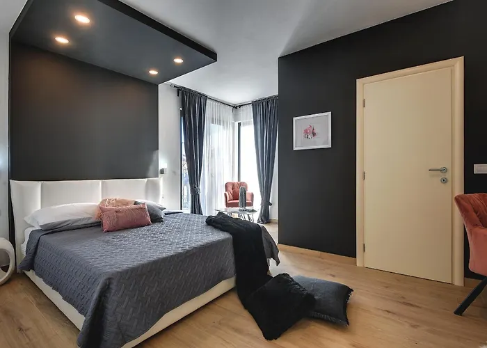 Orion - Private Heated Pool, Sauna & Jacuzzi Vila Rovinj
